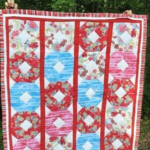 NWT. Handcrafted Quilt 